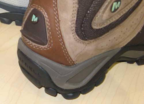 Snowshoe boot clip